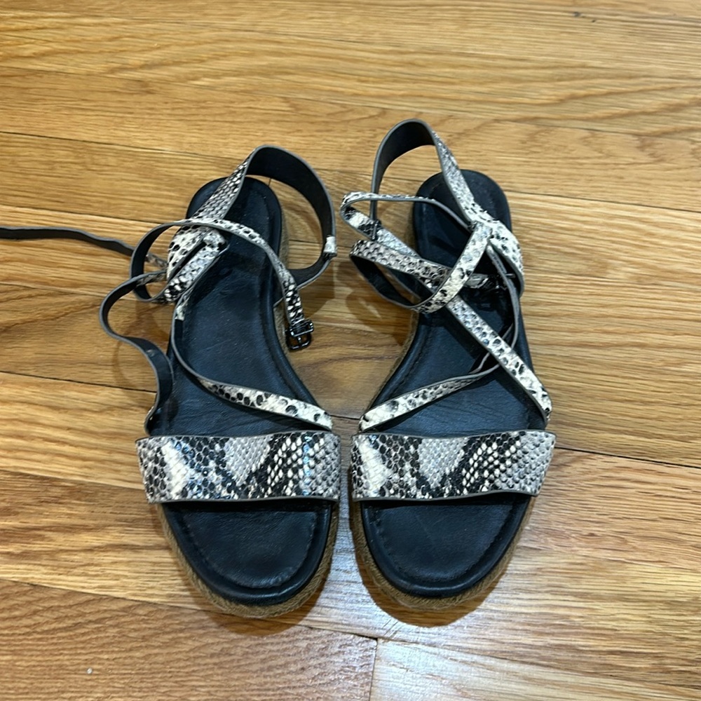 Via Spiga snake print espadrille gladiator - size 9